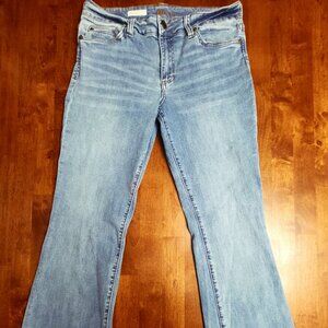 Kut ~ Sz 10 ~ Nicole Style Blue Jeans ~ Excellent Condition